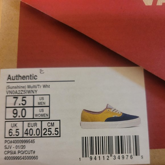 Vans Authentic Classic Lace-Up    Size: 7.5 - Picture 7 of 7